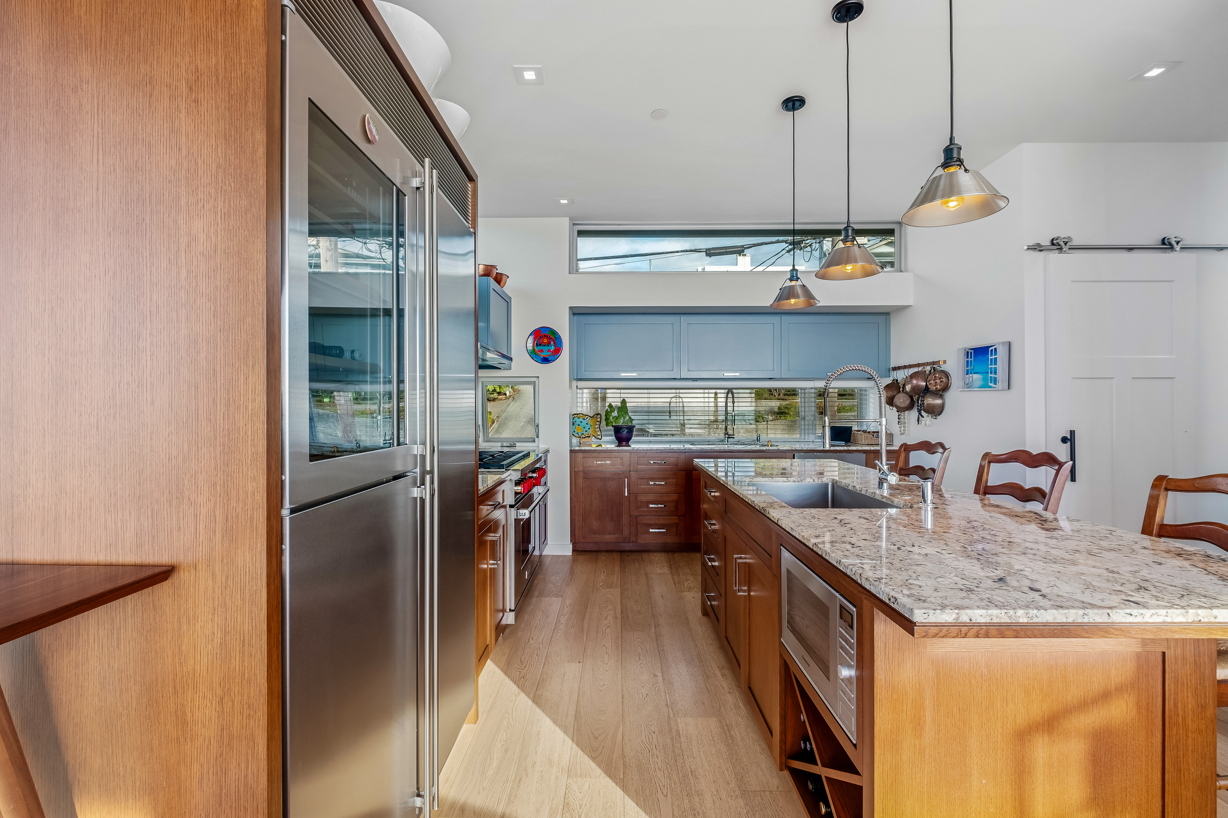 15046 Buena Vista Avenue